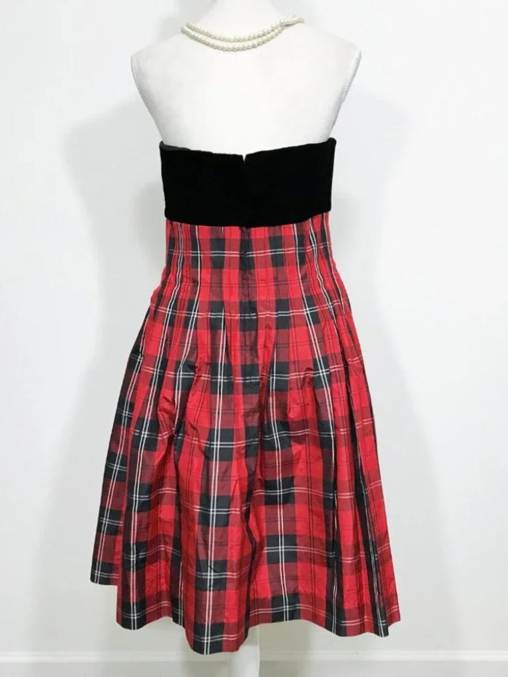 Vintage Black Velvet Silk Dress Set Size 10, Fits Like a Sz M 8 Black Red Plaid - Picture 14 of 16